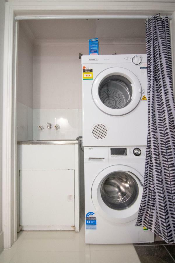 66 Martyn Street Apartment Cairns Bagian luar foto