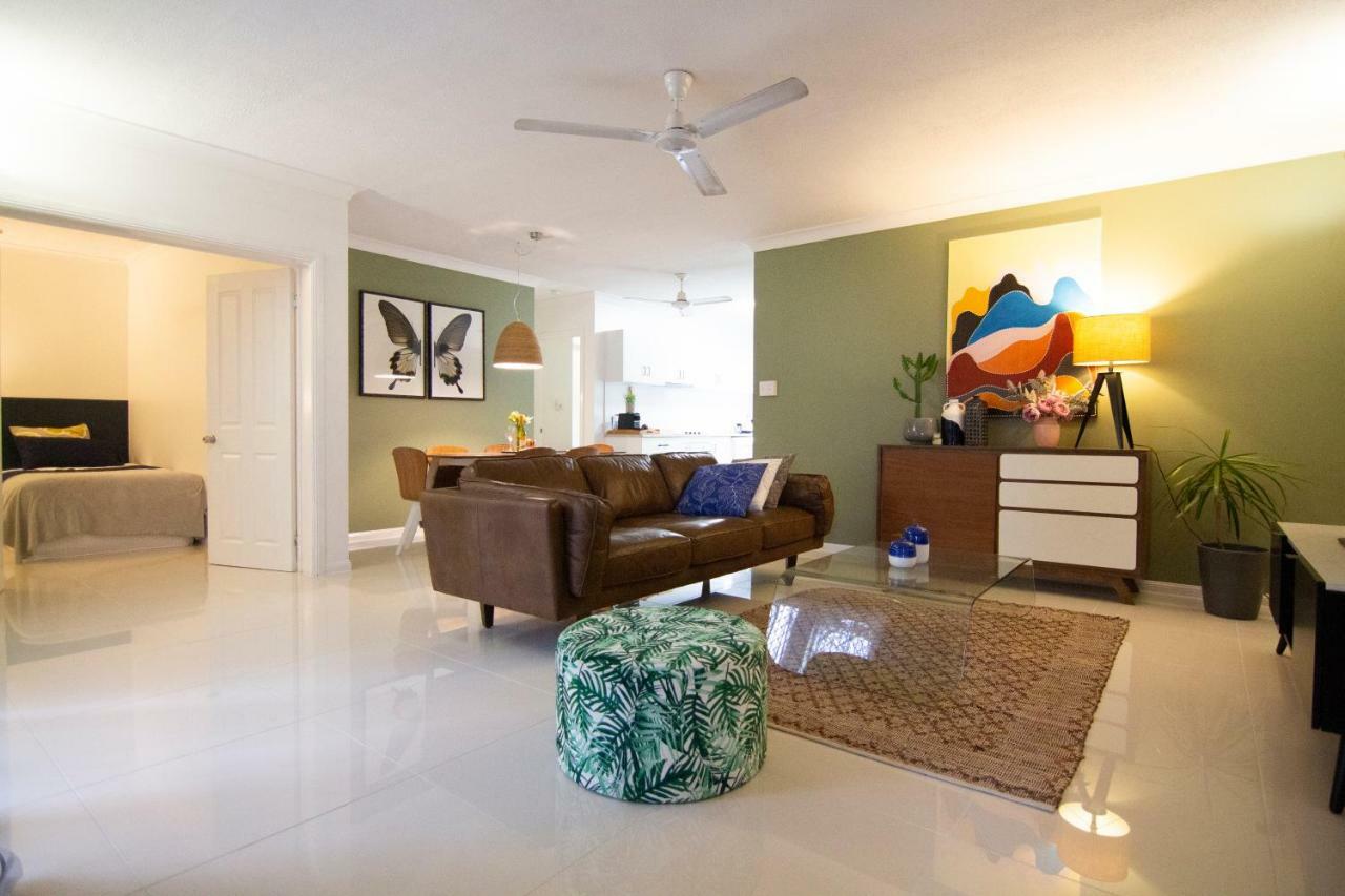 66 Martyn Street Apartment Cairns Bagian luar foto